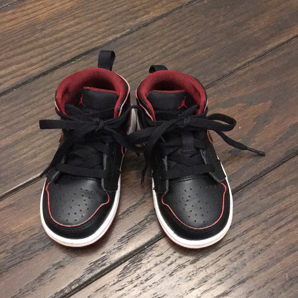 Like New! Toddler Nike Air Jordan’s 6c